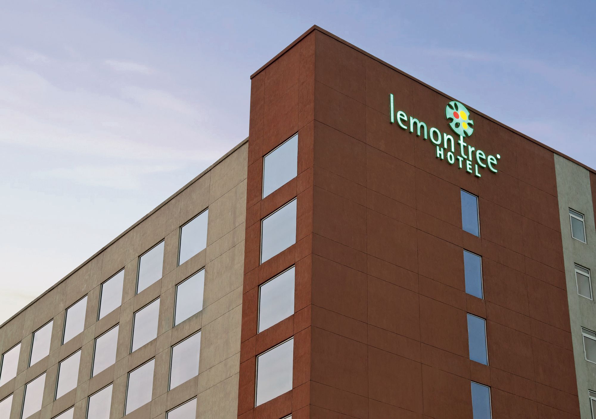 Lemon Tree Hotel Sohna Road Gurgaon Eksteriør billede