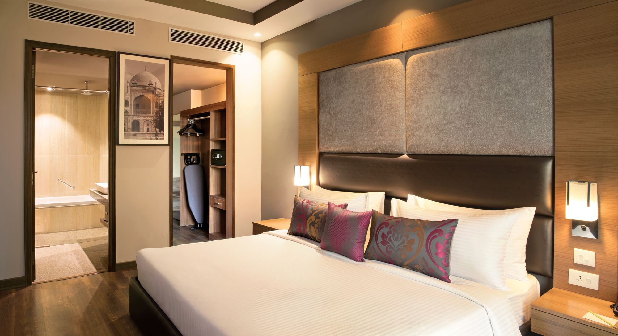 Lemon Tree Hotel Sohna Road Gurgaon Eksteriør billede